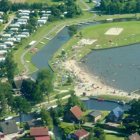Semesterbostad Moewenglueck Am
