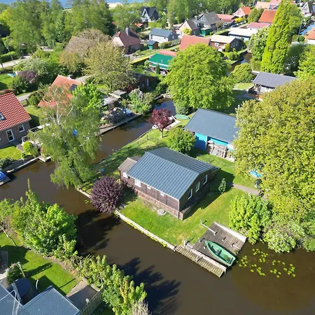 Semesterbostad Moewenglueck Am